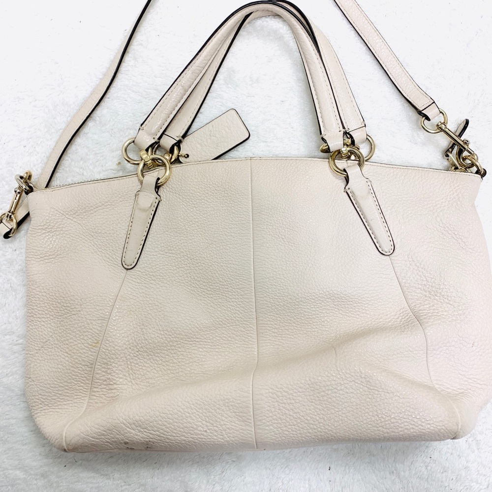 Coach Off White Handbag - Picture 6 of 7
